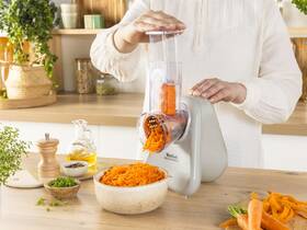 Elektrický strúhač Tefal Fresh Express DN853BE0 sivý

 obrázok produktu 6 z 9