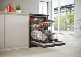 Umývačka riadu Hoover HF 6C4F0B čierna

 obrázok produktu 20 z 20