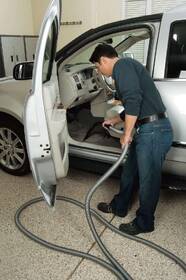 Viacúčelový vysávač Bissell MultiClean Garage Pro 2173M čierny

 obrázok produktu 3 z 8