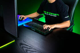 Klávesnica Razer BlackWidow V4 Tenkeyless HyperSpeed - US Layout čierna

 obrázok produktu 10 z 14