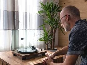Gramofón Lenco L-30 hnedý

 obrázok produktu 11 z 11