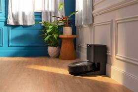 Robotický vysávač iRobot Roomba Combo j7+ čierny

 obrázok produktu 17 z 28