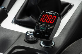 FM Transmitter Hyundai FMT 380 BT CHARGE čierny

 obrázok produktu 6 z 7