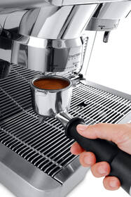 Pákový kávovar De'Longhi La Specialista PRESTIGIO EC9355.M 2.0 nerez

 obrázok produktu 4 z 9