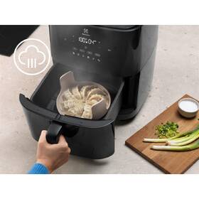 Fritéza teplovzdušná Electrolux EAF7SB čierna

 obrázok produktu 8 z 9