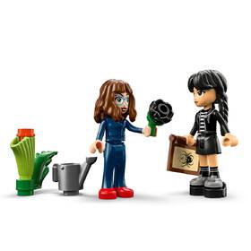 Stavebnica LEGO® Wednesday 76784 Černá jiřina 

 obrázok produktu 2 z 9
