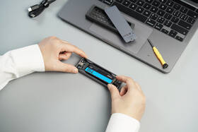 Externý rámček Lexar E06 SSD M.2 PCle strieborný

 obrázok produktu 6 z 11
