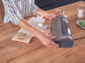 Zváračka fólií Leifheit VACU POWER 500 

 obrázok produktu 2 z 3