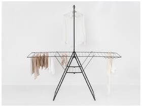 Sušiak na bielizeň Brabantia HangOn, 25 m, Matt Black čierny

 obrázok produktu 24 z 31