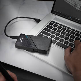 SSD externý ADATA SE920 1TB, USB 4 Type-C, R:3800/W:3700MB/s čierny

 obrázok produktu 10 z 11