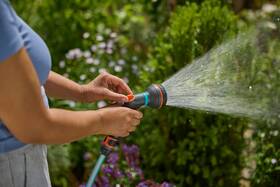 Záhradná sprcha Gardena Classic 18370-20 

 obrázok produktu 2 z 3