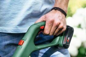 Kosačka strunová Bosch EasyGrassCut 18V-260 (s batériou) 

 obrázok produktu 2 z 4