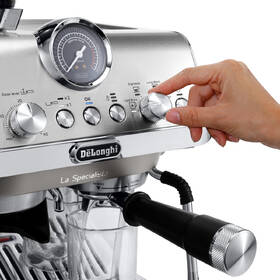 Pákový kávovar De'Longhi EC9255.M strieborný

 obrázok produktu 7 z 11