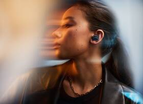 Slúchadlá Bowers & Wilkins Pi8 modrá

 obrázok produktu 12 z 13