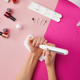 Sada na manikúru/pedikúru Lanaform Nail Pen biela

 obrázok produktu 2 z 16