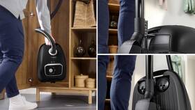 Podlahový vysávač Bosch BGB41BA1 čierny

 obrázok produktu 8 z 15