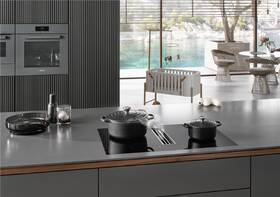 Indukčné varné dosky s odsávaním Miele KMDA 7272-1 FL Silence čierna

 obrázok produktu 6 z 7