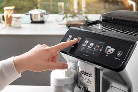 Automatický kávovar De'Longhi ECAM 450.65S strieborná farba
