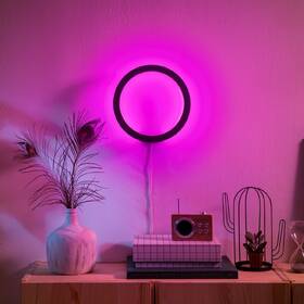 Nástenné svietidlo Philips Sana White and Color Ambiance čierne

 obrázok produktu 4 z 5