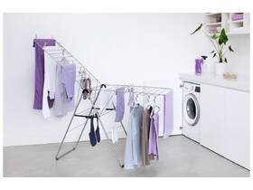 Sušiak na bielizeň Brabantia HangOn, 25 m, Metallic Grey strieborný

 obrázok produktu 27 z 28