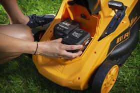 Kosačka Riwall RALM 4020i (bez baterie) 

 obrázok produktu 3 z 4