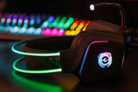 Headset Canyon Darkless GH-9A, RGB, USB-A/jack 3,5 mm čierny

 obrázok produktu 8 z 13