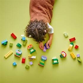 Stavebnica LEGO® DUPLO® 10444 Kreatívna záhrada a kvety 

 obrázok produktu 6 z 9