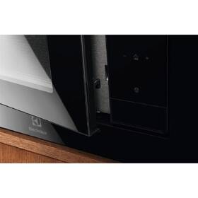 Mikrovlnná rúra Electrolux LMS4253TBX čierna/nerez

 obrázok produktu 3 z 6