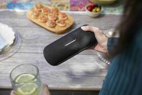 Prenosný reproduktor Harman Kardon Luna čierny

 obrázok produktu 6 z 7