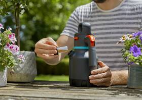 Postrekovač Gardena 970461301 1,25l 

 obrázok produktu 3 z 7