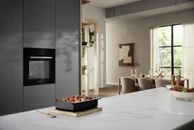 Rúra Miele DGC 7151 CulinArt Obsidian čierna

 obrázok produktu 7 z 14