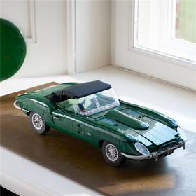 Stavebnica LEGO® Icons 11381 Jaguar E-Type 

 obrázok produktu 4 z 9