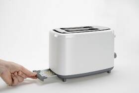 Hriankovač Black+Decker BXTO820E biely

 obrázok produktu 4 z 10