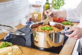 Hrniec s pokrievkou Tefal G7124445, 20 cm nerez

 obrázok produktu 4 z 10