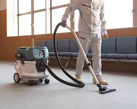 Viacúčelový vysávač Makita VC006GMZ01 Li-ion XGT 2x40V (bez batérie) 

 obrázok produktu 6 z 6