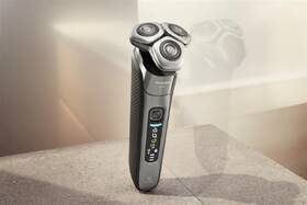 Holiaci strojček Philips X9002/10 sivý

 obrázok produktu 21 z 22