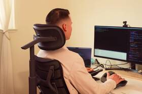 Ergonomická stolička LiberNovo Omni, 48 cm čierna

 obrázok produktu 7 z 8