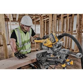 Píla úkosová Dewalt DCS781X2 (s baterií) 

 obrázok produktu 4 z 7