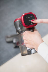 Tyčový vysávač ETA 2233 90000 sivý/červený

 obrázok produktu 23 z 31