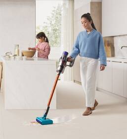 Tyčový vysávač Dyson V10 Submarine bronzový

 obrázok produktu 18 z 22