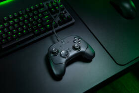 Gamepad Razer Wolverine V3 Tournament Ed. 8K PC čierny

 obrázok produktu 8 z 12