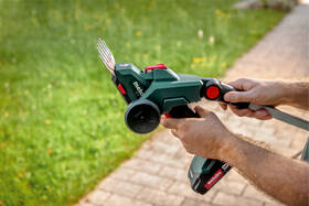 Nožnice na trávu Metabo SGS 18 LTX Q (bez batérie) 601609840 

 obrázok produktu 6 z 10