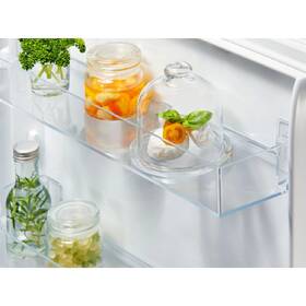 Chladnička s mrazničkou Electrolux ENG8MC18S biela

 obrázok produktu 4 z 7