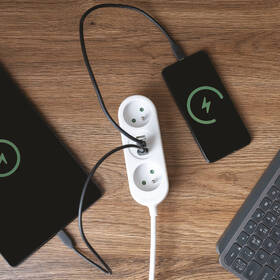 Kábel predlžovací EMOS 2x zásuvka, 2×USB-A + 1×USB-C, 2m biely

 obrázok produktu 4 z 8