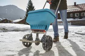 Rozmetadlo hnojív Gardena 0436-20 

 obrázok produktu 2 z 9