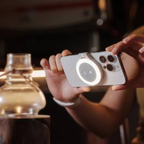 Držiak na mobil PGYTECH MagGlow Phone Fill Light sivý

 obrázok produktu 1 z 6
