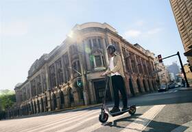 Elektrická kolobežka Segway F3 Pro E 

 obrázok produktu 16 z 16