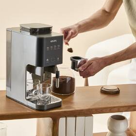 Automatický kávovar Krups SA403BE0 sivý/hnedý

 obrázok produktu 11 z 12