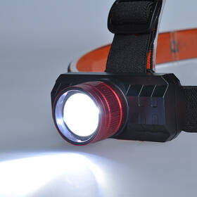 Čelovka Solight 3W,150 lm, zoom, Li-Ion, USB čierna

 obrázok produktu 2 z 4