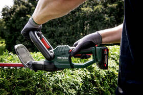 Nožnice na živý plot Metabo HS 18 LTX 55 (bez batérie) 601718850 

 obrázok produktu 12 z 13